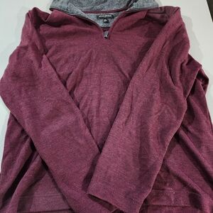 Banana Republic Men's Maroon Zip-Up Sweater with Gray Collar